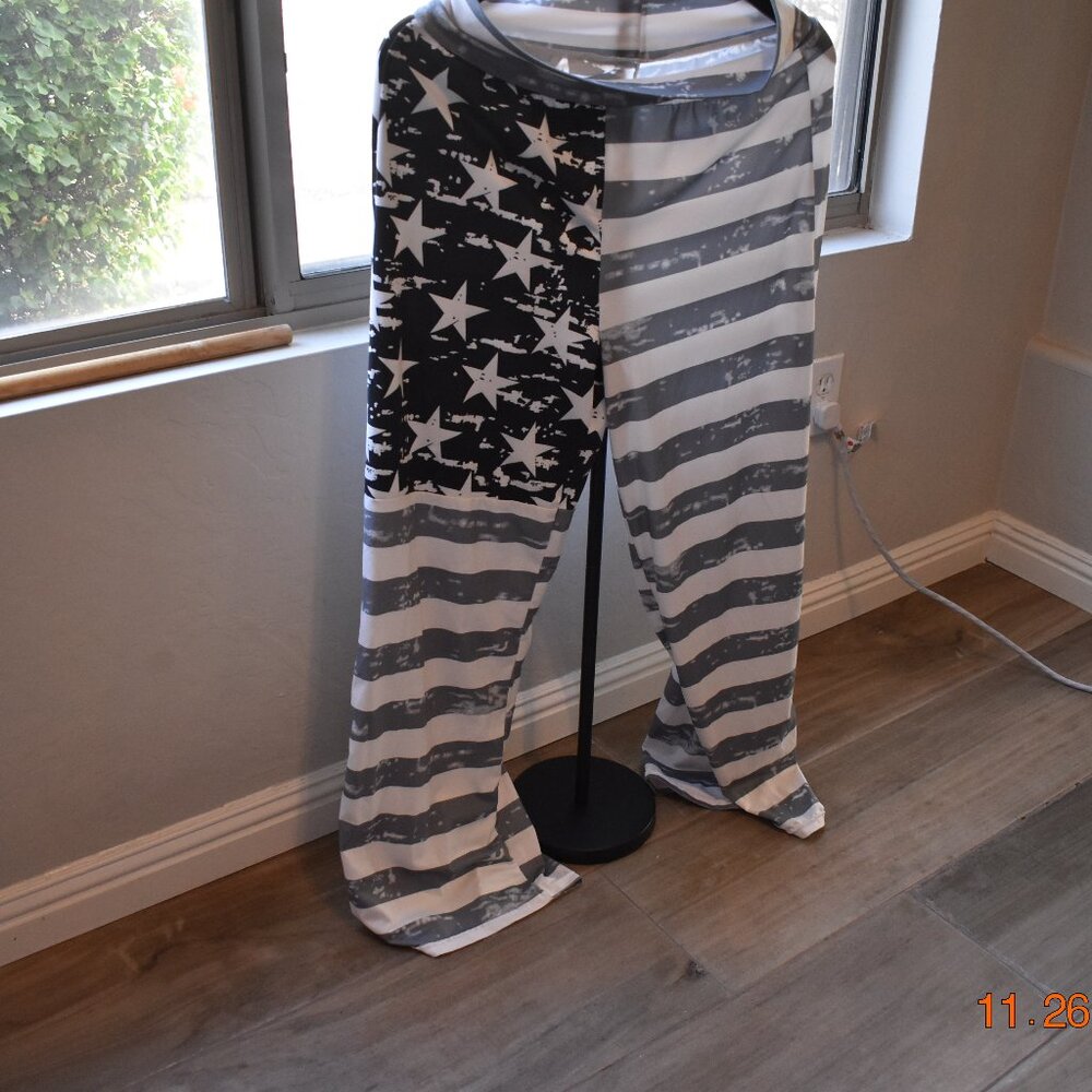 Cute Stretchy Wide Leg Pants Size Medium